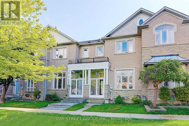 31 Oceanview St in Richmond Hill, ON - Building Photo - Building Photo