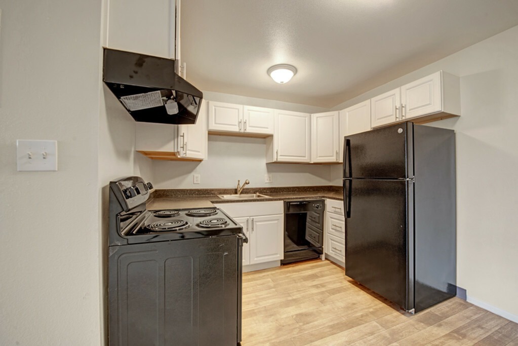 Broadmoor Park Terrace Apartments in Colorado Springs, CO