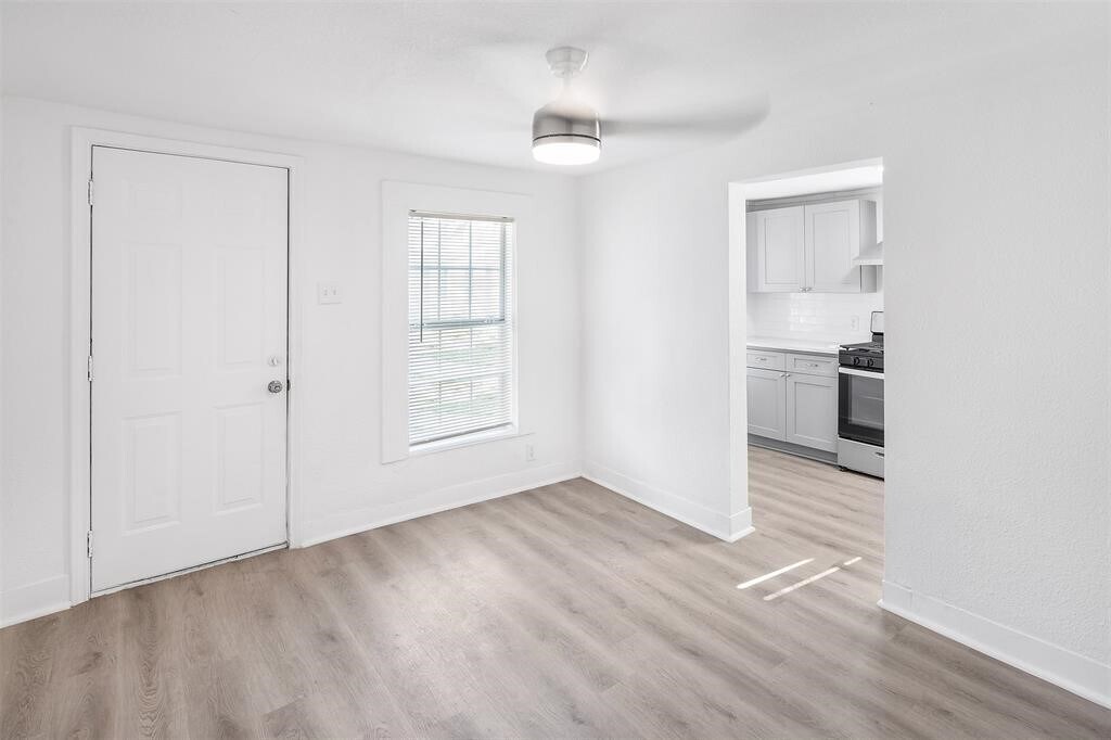 1911 Benson St in Houston, TX - Building Photo