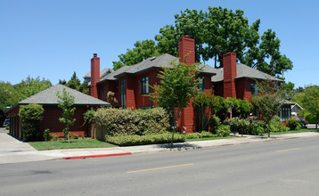 Villa De Adobe in Napa, CA - Building Photo - Building Photo