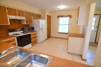 909 Candlebrook Ln in Brooksville, FL - Building Photo - Building Photo