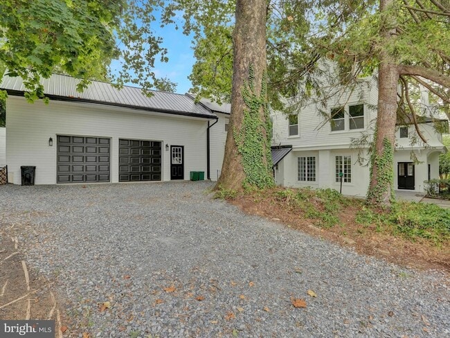 1 Wyomissing Hills Blvd in Reading, PA - Foto de edificio - Building Photo