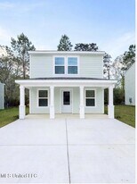 13459 Gorman St in Gulfport, MS - Building Photo
