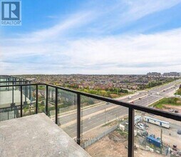 3006 William Cutmore Blvd in Oakville, ON - Building Photo - Building Photo