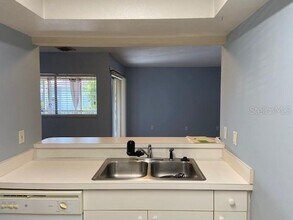 2121 Wood St in Sarasota, FL - Building Photo - Building Photo