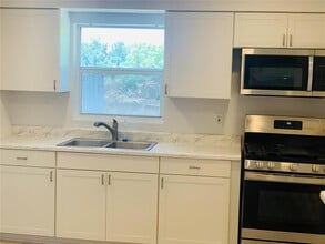 1135 7th St N in Safety Harbor, FL - Building Photo - Building Photo