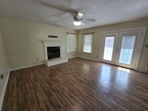 472 Brandermill Rd in Fayetteville, NC - Building Photo - Building Photo