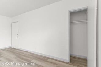 731 Orange Ave in Long Beach, CA - Building Photo - Building Photo
