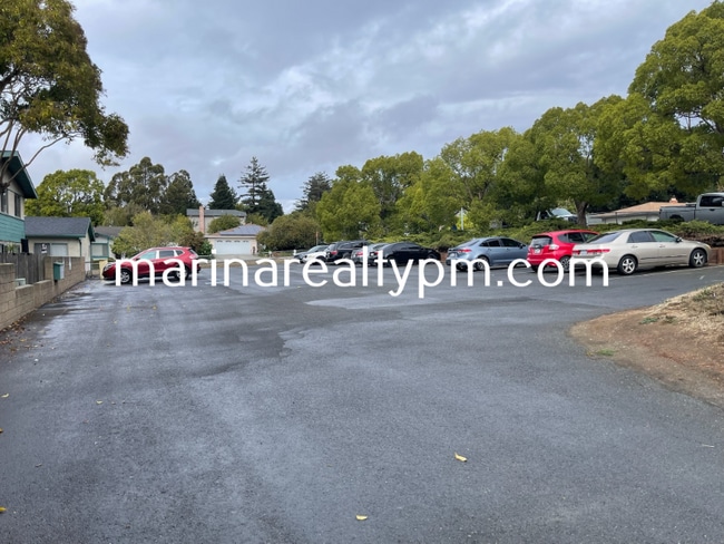 240 Holly St in Vallejo, CA - Building Photo - Building Photo