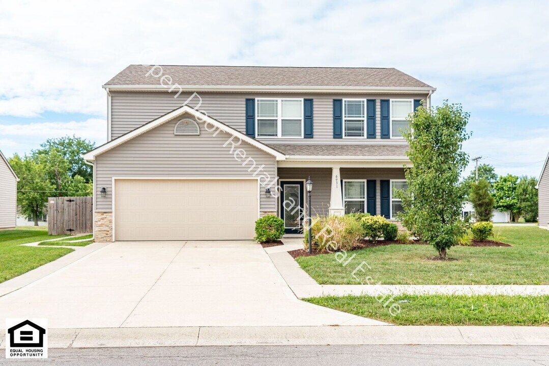 6031 Melan Cove in Fort Wayne, IN - Building Photo