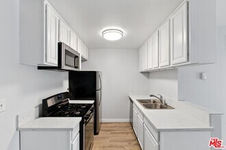 3640 Cardiff Ave in Los Angeles, CA - Building Photo - Building Photo