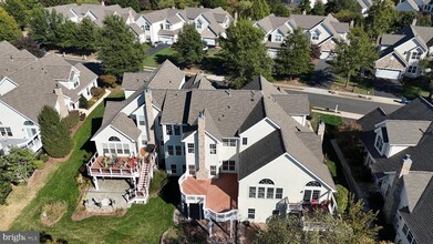 19883 Naples Lakes Terrace in Ashburn, VA - Building Photo - Building Photo