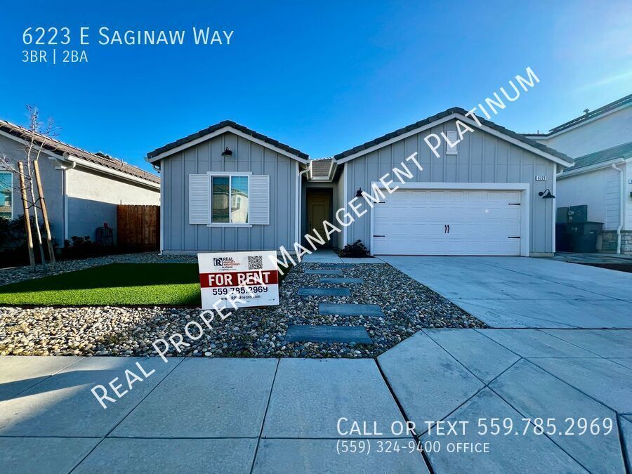 6223 E Saginaw Wy in Fresno, CA - Building Photo