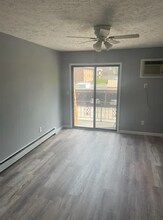 7431 West Blvd in Youngstown, OH - Foto de edificio - Building Photo