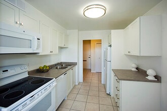 Brookbanks Apartments in Toronto, ON - Building Photo - Building Photo