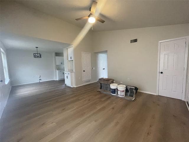 property at 441 N Cowan Ave