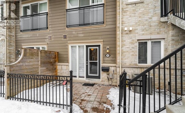 2891-2891 Rio Ct
