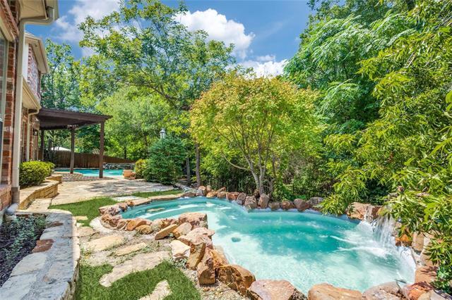 804 Shorecrest Dr in Southlake, TX - Building Photo