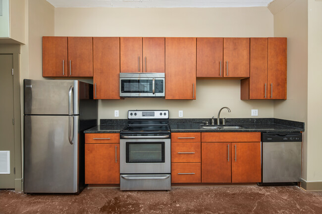 The River House in Roanoke, VA - Building Photo - Building Photo