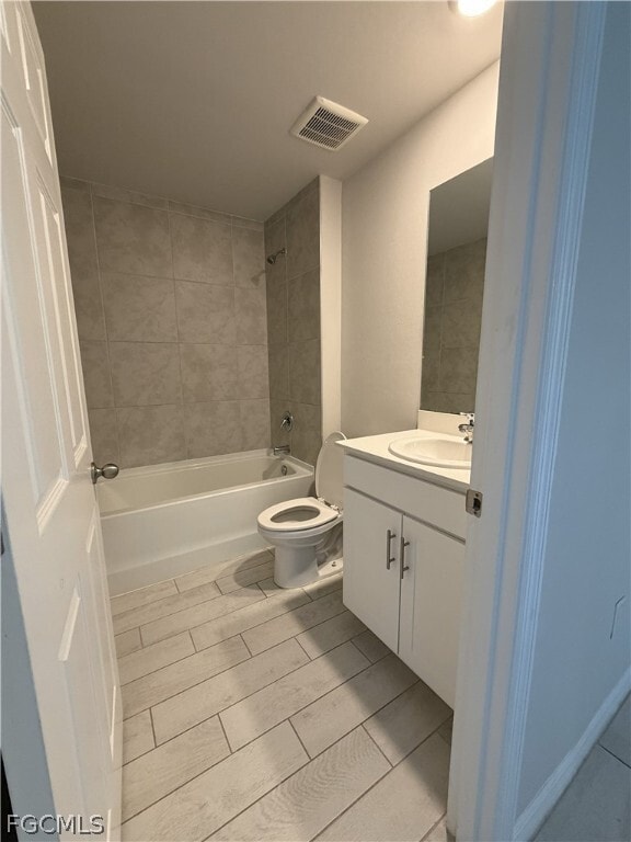 property at 636 Wilmington Pkwy