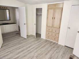 1512 Orchard Farm Ln in Raleigh, NC - Building Photo