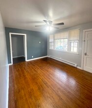 1707 Woodside Dr in Springfield, TN - Foto de edificio - Building Photo