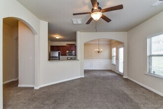 2325 Morgan Farm Dr in Buford, GA - Foto de edificio - Building Photo