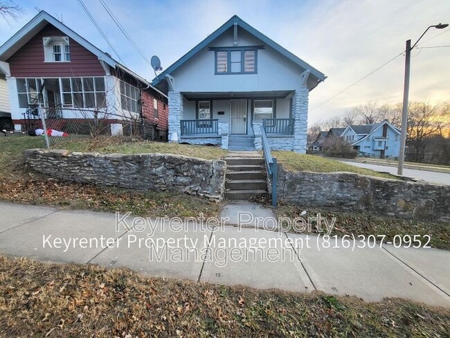 property at 1601 E 43rd St