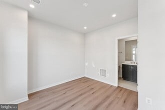 4689 Charger Pl in Chantilly, VA - Building Photo - Building Photo