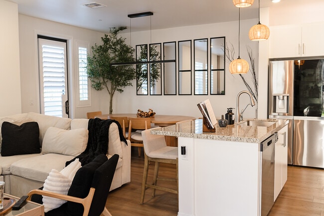 36351 Elizabeth Ln in Wildomar, CA - Building Photo - Building Photo