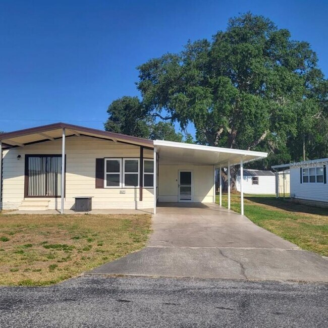 property at 5521 Barbara St
