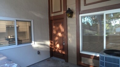 1756 N Willow Woods Dr in Anaheim, CA - Building Photo - Building Photo