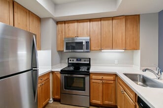 Villa Montanaro in Pleasant Hill, CA - Building Photo - Building Photo