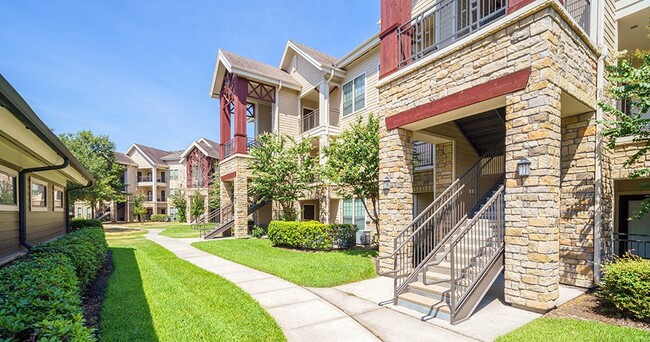 Northgate Oaks Apartments in Houston, TX - Building Photo - Building Photo