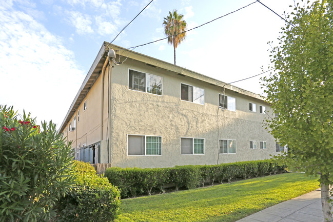 1273 Pedro St in San Jose, CA - Foto de edificio - Building Photo