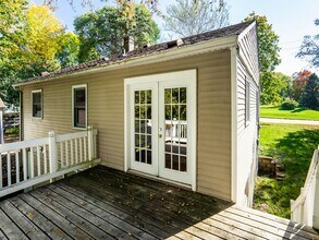 16720 Excelsior Blvd in Minnetonka, MN - Foto de edificio - Building Photo