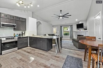 106 Blackfoot Dr in Louisburg, NC - Building Photo - Building Photo