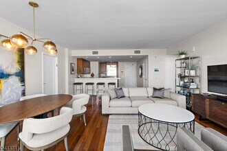 8100 River Rd in North Bergen, NJ - Building Photo - Building Photo