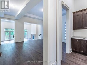 192 Farrell Rd in Vaughan, ON - Building Photo - Building Photo