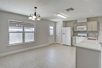 8127 Nagy Hill St in Spring, TX - Building Photo - Building Photo