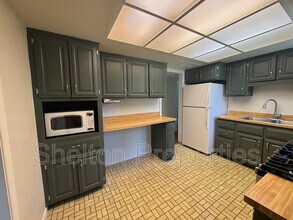 718 W Glenn Dr in Phoenix, AZ - Building Photo - Building Photo
