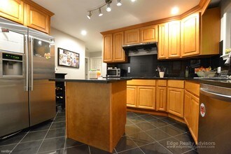 30 Kenrick St in Boston, MA - Building Photo - Building Photo