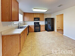 4611 Stallion Cove in San Antonio, TX - Foto de edificio - Building Photo