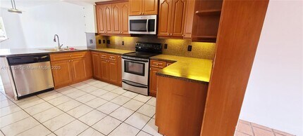15436 SW 112th Pl in Miami, FL - Building Photo - Building Photo