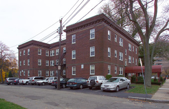 Greenleaf Arms in Quincy, MA - Building Photo - Building Photo