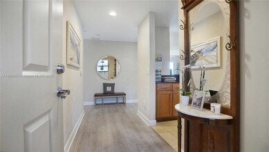 8390 SW 72nd Ave in Miami, FL - Building Photo - Building Photo
