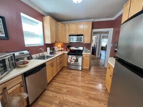 7728 Delmar Blvd, Unit 1st Floor in St. Louis, MO - Foto de edificio - Building Photo