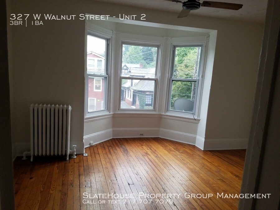327 W Walnut St-Unit -Unit 2 in Lancaster, PA - Building Photo