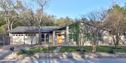 2621 Barton Hills Dr in Austin, TX - Building Photo - Building Photo