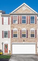 116 Alderwood Dr in Greensburg, PA - Building Photo